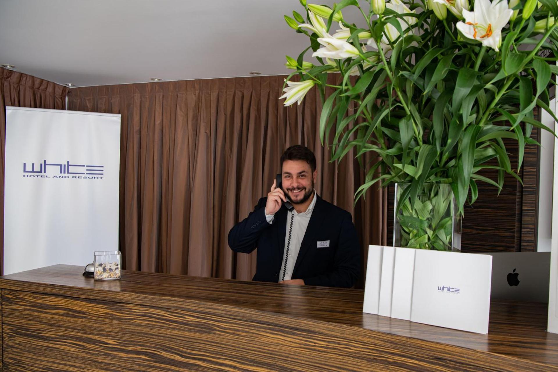White Hotel Vieste Esterno foto